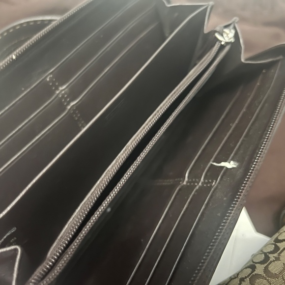 VINTAGE AUTHENTIC COACH SIGNATURE PURSE, WALLET AND MORE - Picture 12 of 16